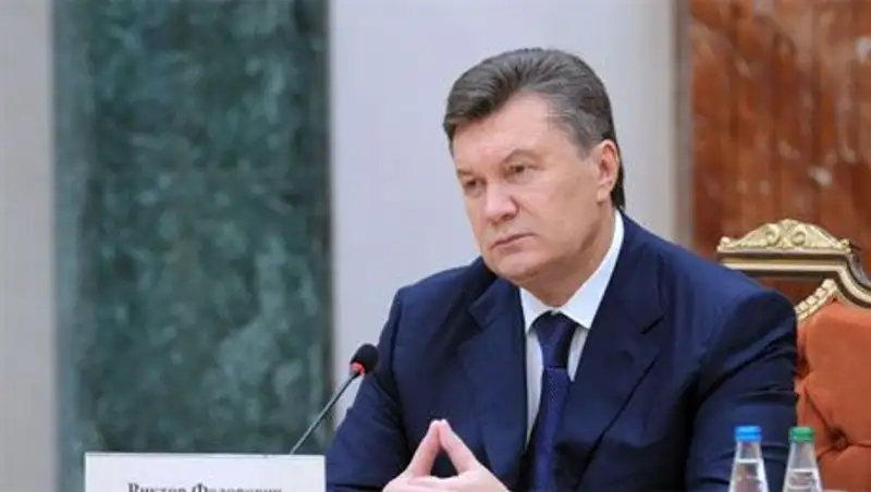 Янукович попросил защиты у России