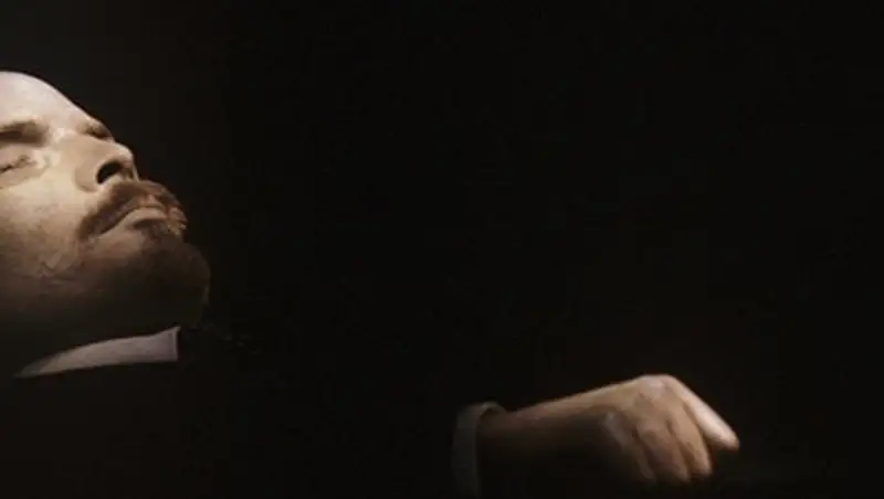 Бывший гримёр Ленина рассказал, как сохраняют тело вождя