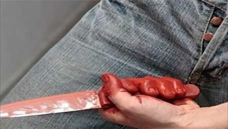 Жителя Усть-Каменогорска, зарезавшего бывшую жену на глазах у прохожих, осудили к 10 годам