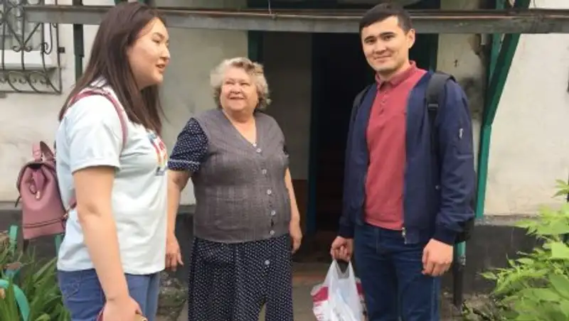 Студенты побывали в гостях у тружениц тыла