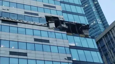 поврежденное здание, фото - Новости Zakon.kz от 30.07.2023 09:15