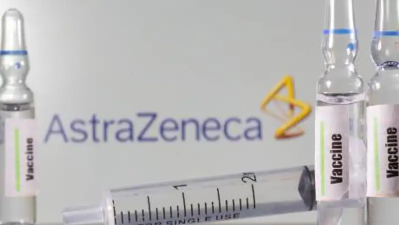 Три страны ЕС приостановили использование партии вакцины AstraZeneca