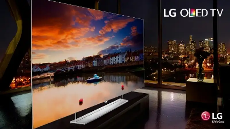 Шикарный. Великолепный. OLED телевизор LG EF9500.
