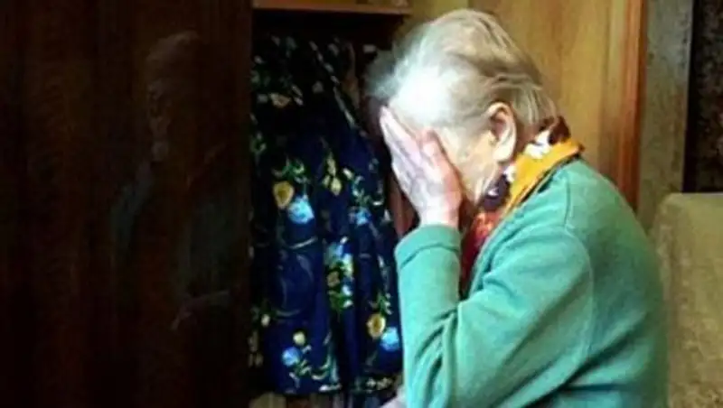 У карагандинской долгожительницы украли более миллиона тенге