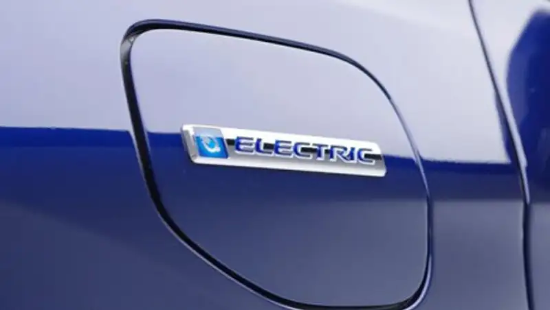 Этой осенью Honda представит новый электромобиль