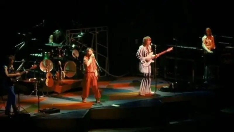 Скончался один из основателей и басист рок-группы Yes Крис Сквайр