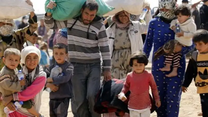 Токио выделил $500 млн в помощь беженцам, в первую очередь из Сирии  