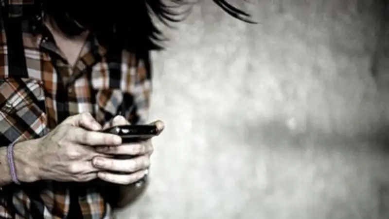 Учёные выяснили, чем грозит смартфонозависимость
