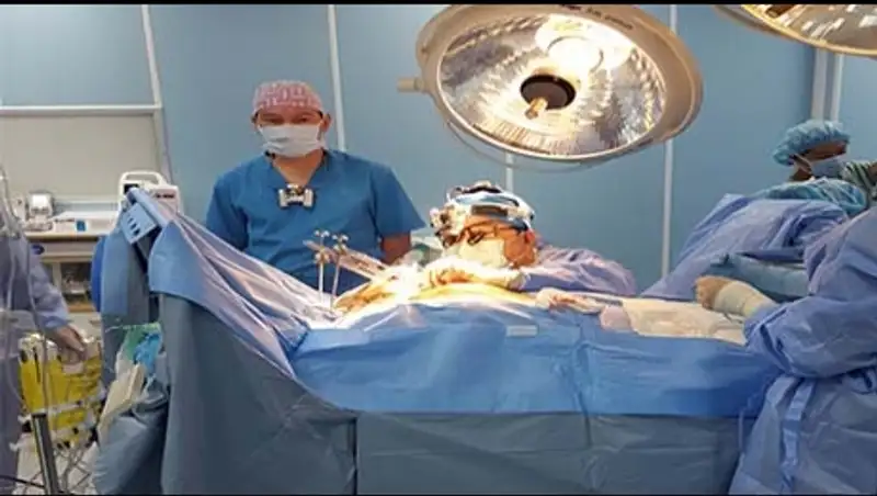 Корейские врачи провели в Алматы мастер-класс по операциям на сердце с миниразрезами