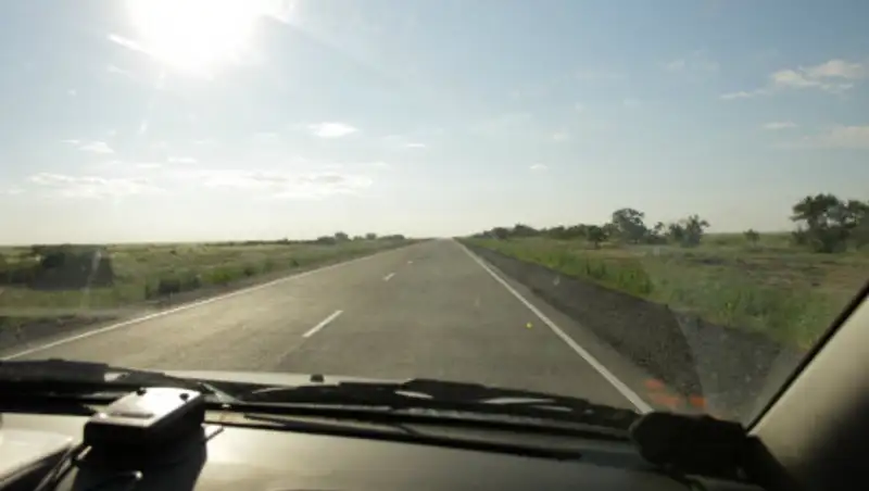 На трассе Павлодар-Семей житель столицы сбил насмерть пожилую женщину