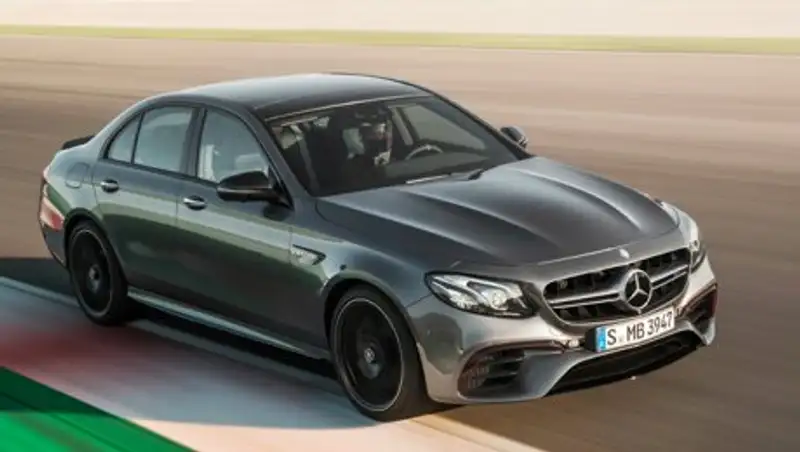 Mercedes представил самый мощный E-Class в своей истории