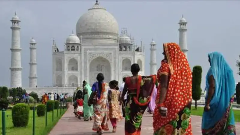 В Казахстане у индийцев стали возникать проблемы из-за нового штамма COVID-19