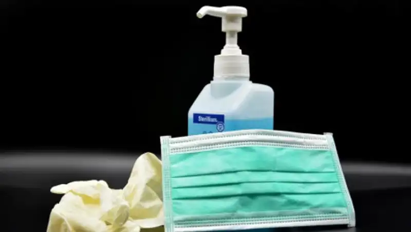 Маски пытались вывезти из Казахстана члены деструктивных течений