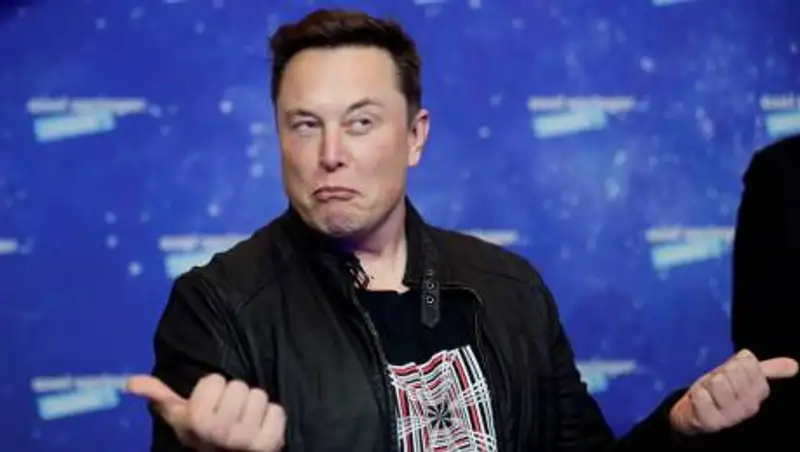 Илон Маск успешно чипировал обезьяну