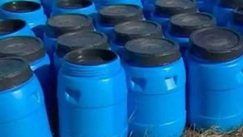 Акмолинские полицейские 2 месяца искали 150 украденных канистр с ядохимикатами