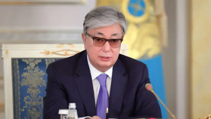 Касым-Жомарт Токаев поздравил Зеленского с победой на выборах