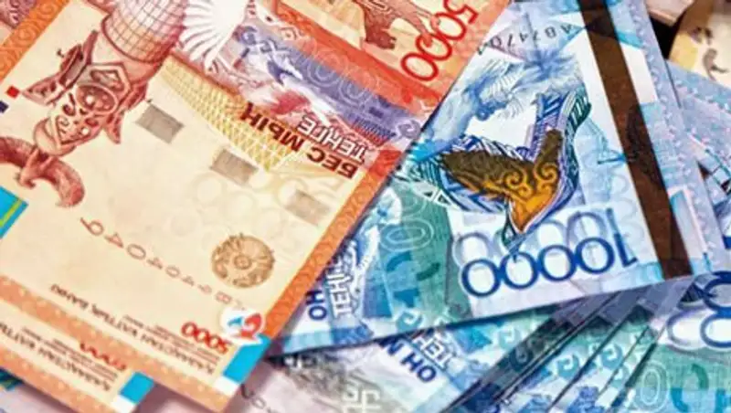 Уволенные работники "Абу-Даби Плаза" получат матпомощь