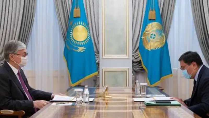 Токаев дал ряд поручений по обеспечению финансовой стабильности