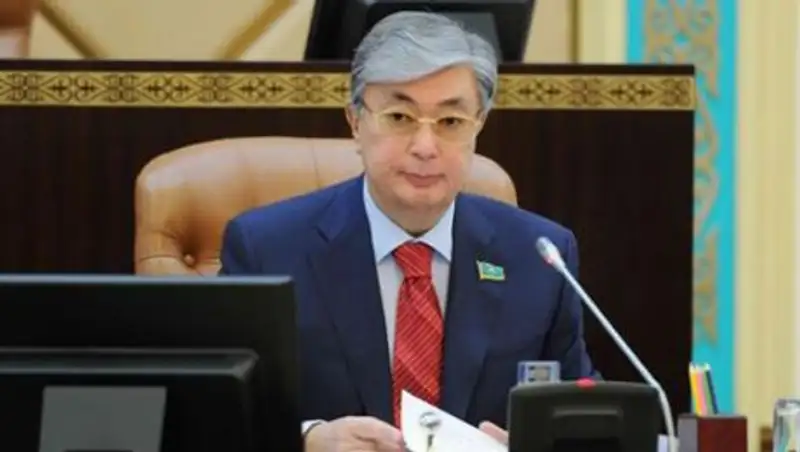 Нацкомиссия должна учесть продуктивные предложения общественности по латинице - Токаев