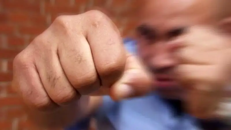 В Темиртау пьяные предприниматель и сотрудник фармкомпании насмерть забили сторожа стоянки