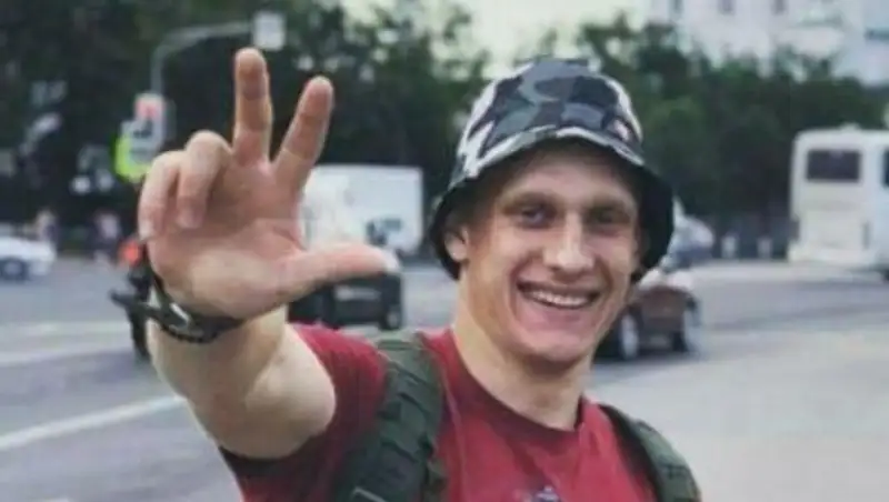 Вступился за незнакомца. Опубликовано видео нападения на экс-спецназовца