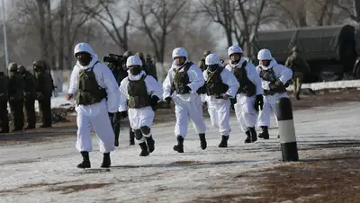 изменения в нормативы физподготовки военнослужащих, фото - Новости Zakon.kz от 21.04.2022 10:22