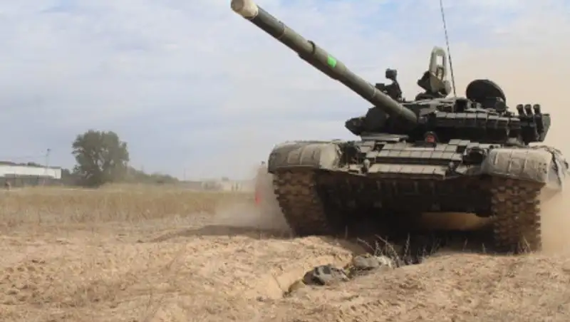 В Десантно-штурмовых войсках более 1300 солдат прошли "обкатку танком"