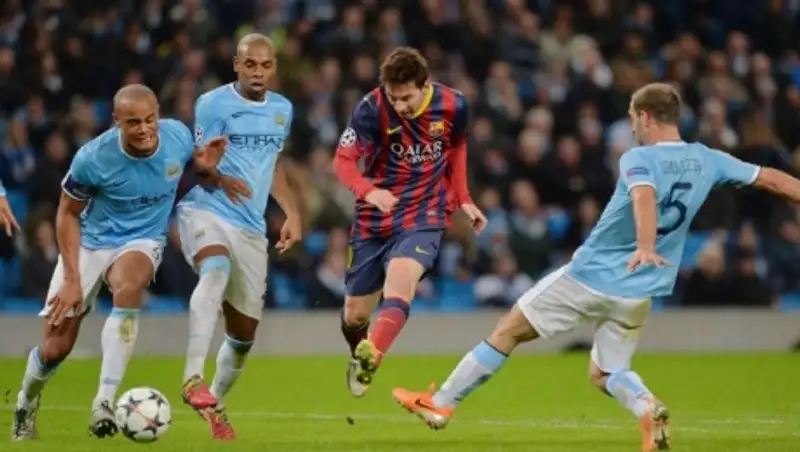 Лига чемпионов УЕФА: Фавориты идут дальше