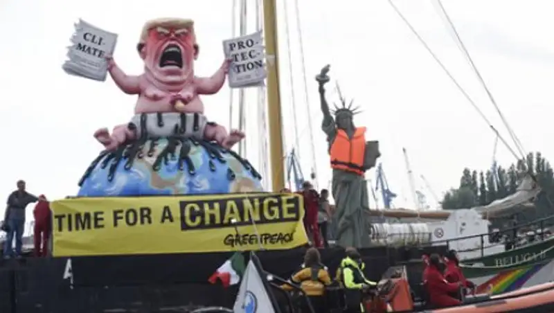 Трампа «превратили» в младенца с переполненным подгузником