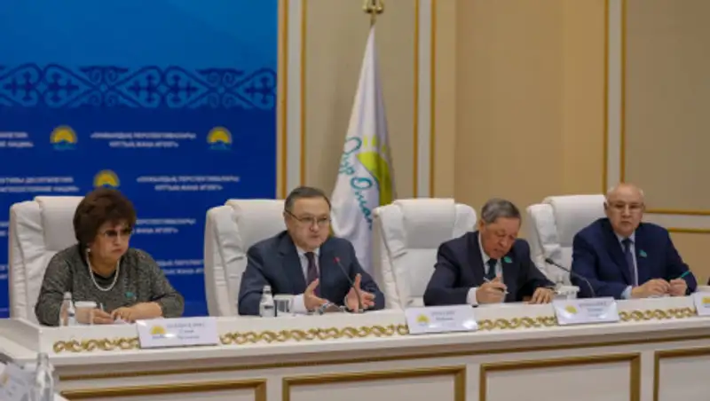 В Актобе откроют коворкинг-центр для многодетных матерей