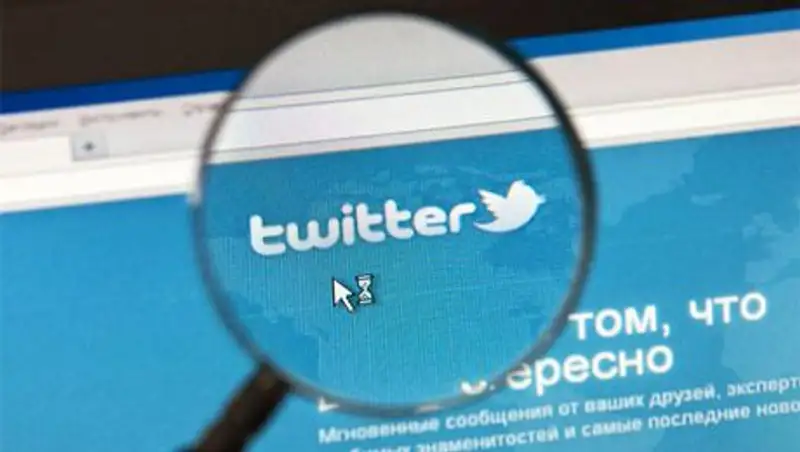 Политическая элита спорит о скандале с замглавы Роскомнадзора, грозившим запретить Twitter