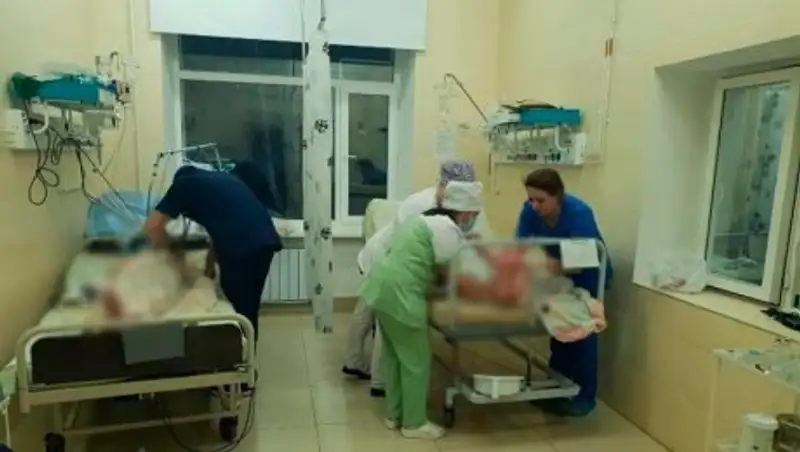 Костанайские врачи рассказали о состоянии пострадавших в пожаре