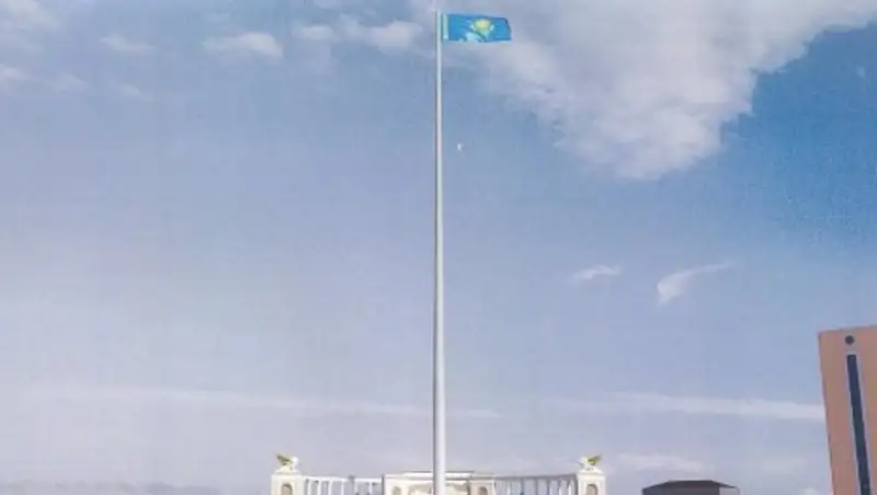 Государственный флаг в Атырау поднимут на 91- метровую высоту