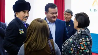 Встретился с жителями района Алматы, фото - Новости Zakon.kz от 10.01.2023 21:41