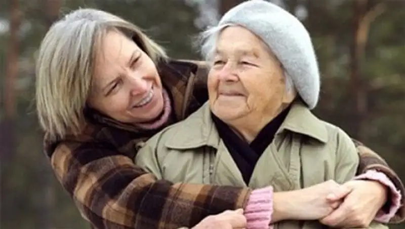 Около 400 пожилых людей проживают в домах престарелых Карагандинской области