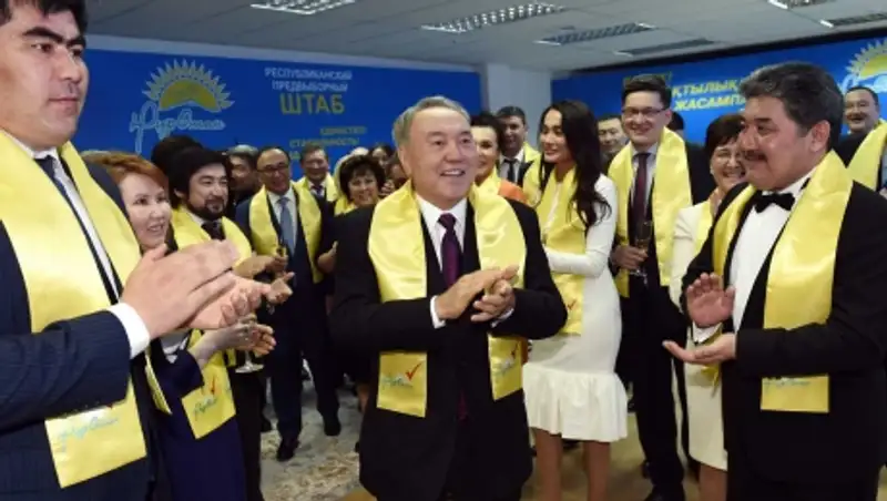 Партия «Нұр Отан» празднует победу в парламентских выборах