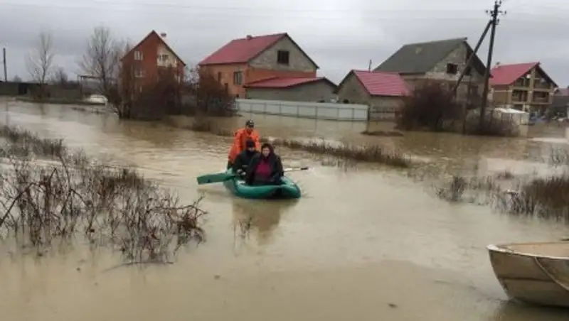 В нескольких областях Казахстана объявлено штормовое предупреждение