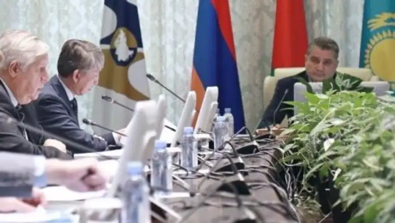 Два российских меткомбината оштрафованы за нарушение конкуренции в отношении казахстанских потребителей