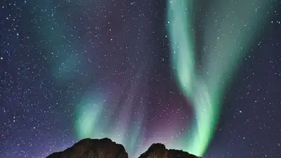 Северное сияние, космонавт, видео, фото - Новости Zakon.kz от 03.08.2022 14:11