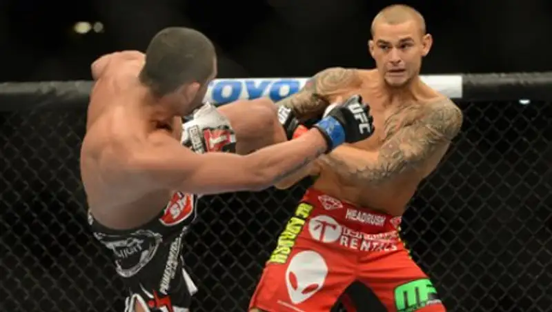 Назван претендент на титульный бой с Нурмагомедовым