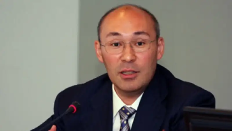 Политика обменного курса будет вестись в рамках коридора 170 - 188 тенге за доллар США - Келимбетов