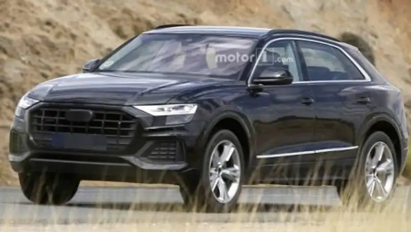 Audi Q8 замечен без камуфляжа
