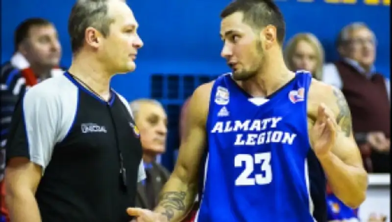 «Алматинский Легион» разорвал контракт с капитаном Антоном Котенко