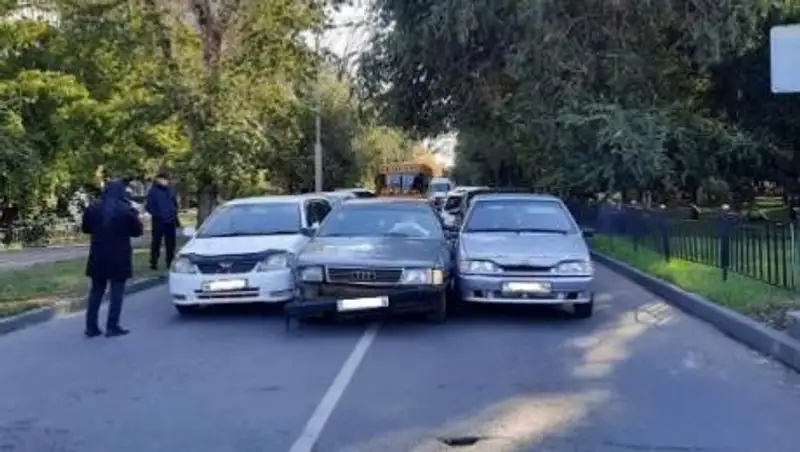 Автоледи спровоцировала массовое ДТП в Павлодаре