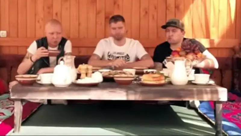 Шуточный ролик о казахском менталитете появился в Сети