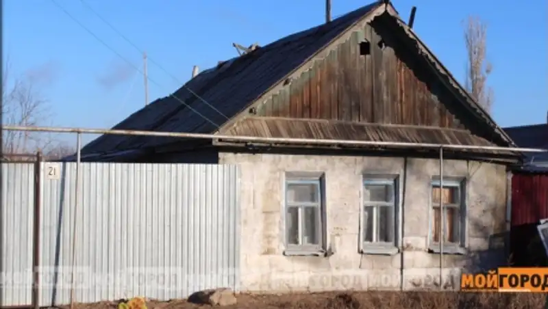 В Уральске во дворе частного дома повесились два друга