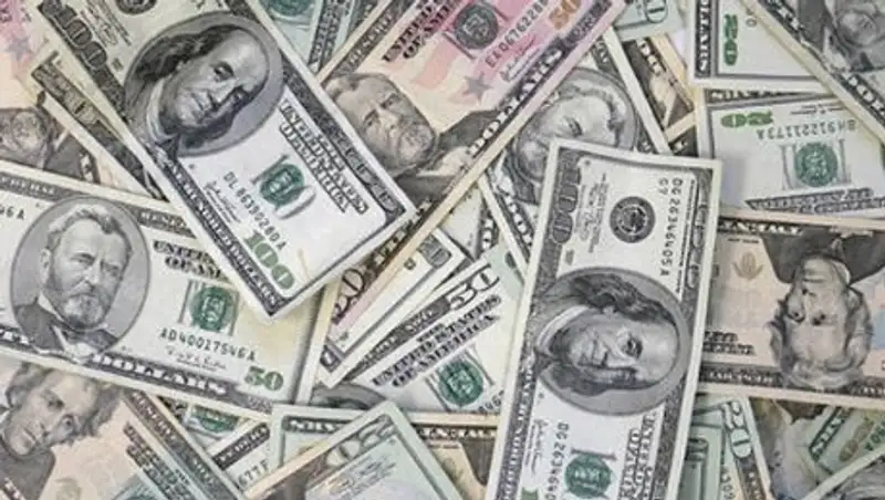 Посетители нью-йоркского магазина вернули владельцу корзину с 10 тысячами долларов