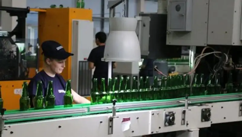 В ЮКО завод по выпуску стеклянной посуды в скором времени начнет выпускать углекислый газ