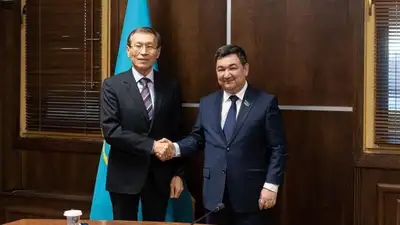 Дархана Кыдырали зарегистрировали депутатом Сената, фото - Новости Zakon.kz от 27.09.2023 19:42