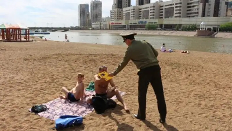 В Астане начались рейды по городским водоемам